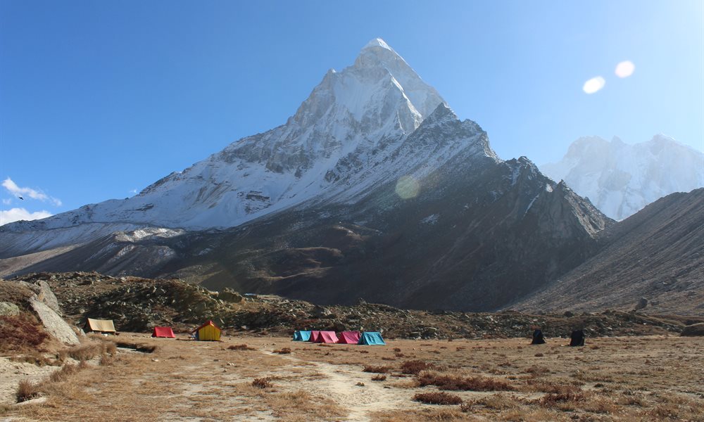 Legendary peaks and glaciers around Vasuki Tal 