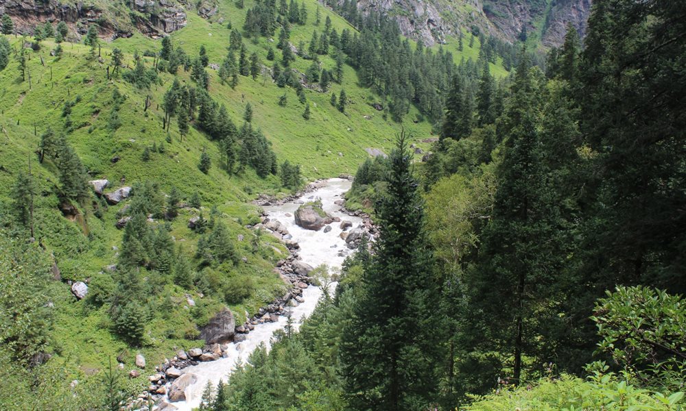 Pin Parvati Pass : Witness the transitions not only in landscapes but in Cultures too ! 