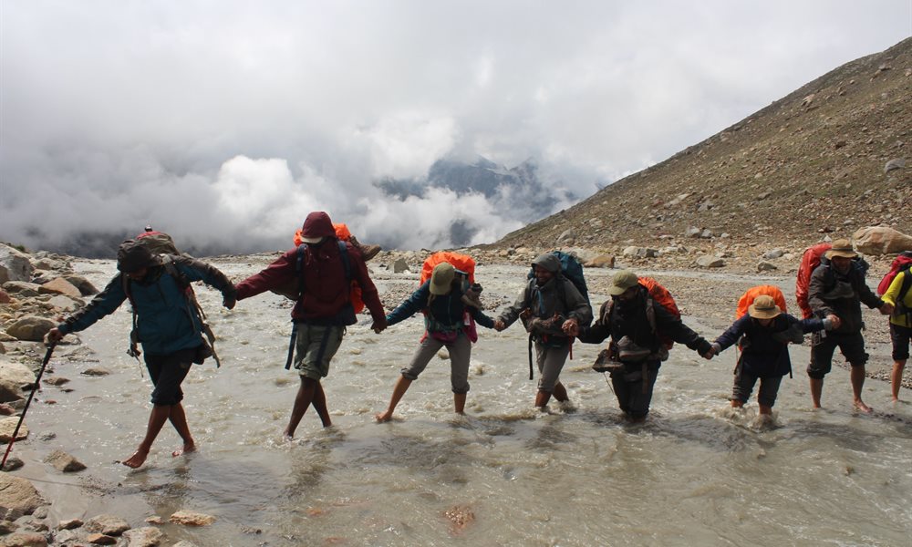 Pin Parvati Pass : Witness the transitions not only in landscapes but in Cultures too ! 