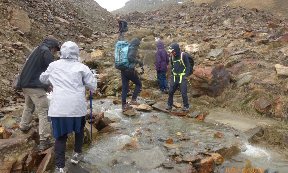 Kedartal : where the streams gurgle and the  mountains whisper 
