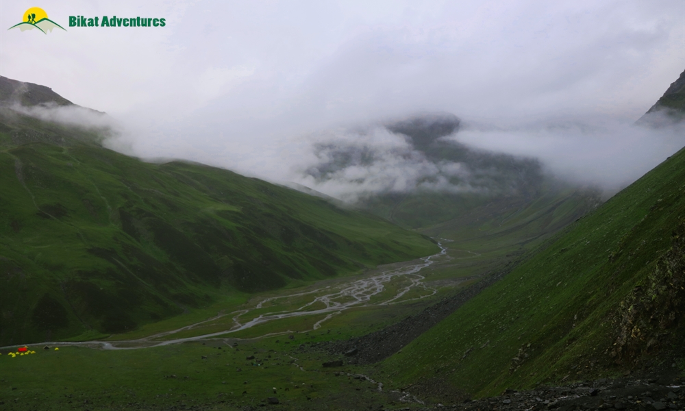 Pin Bhaba Pass: The Epitome of Beauty