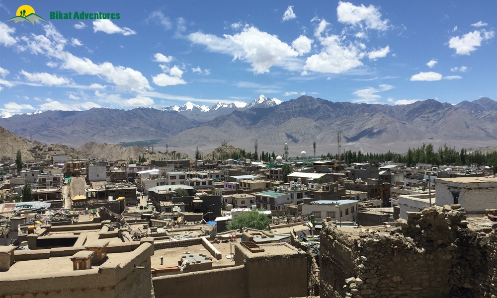 A sea among mountains : Cycling from Leh to Tso Moriri