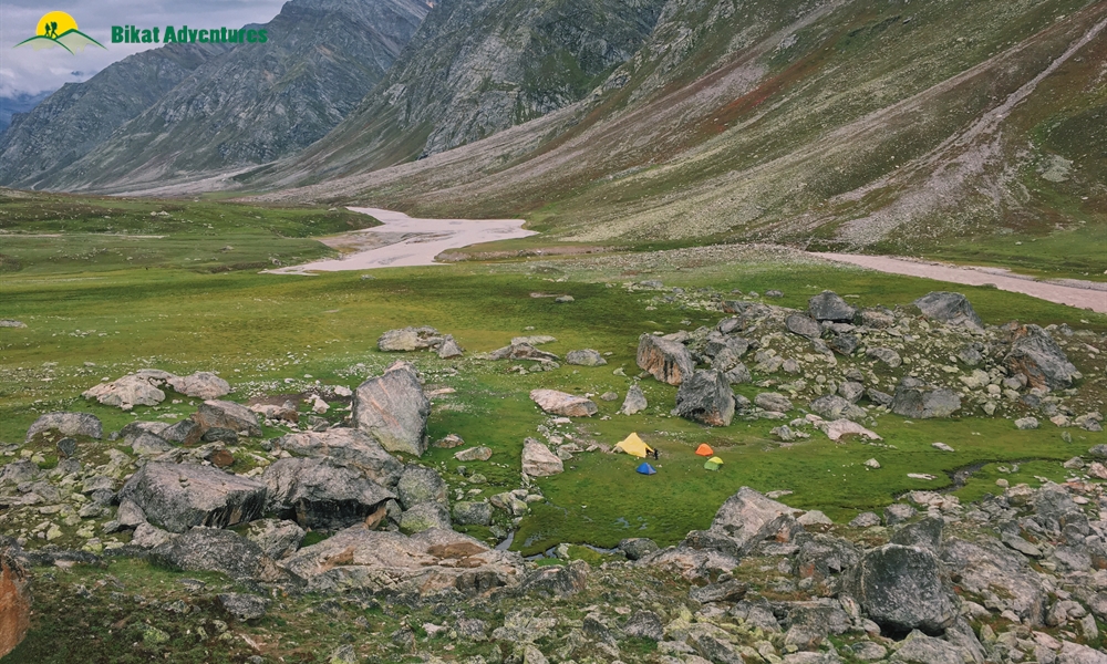 Top Five Reasons to do the Kang La Trek