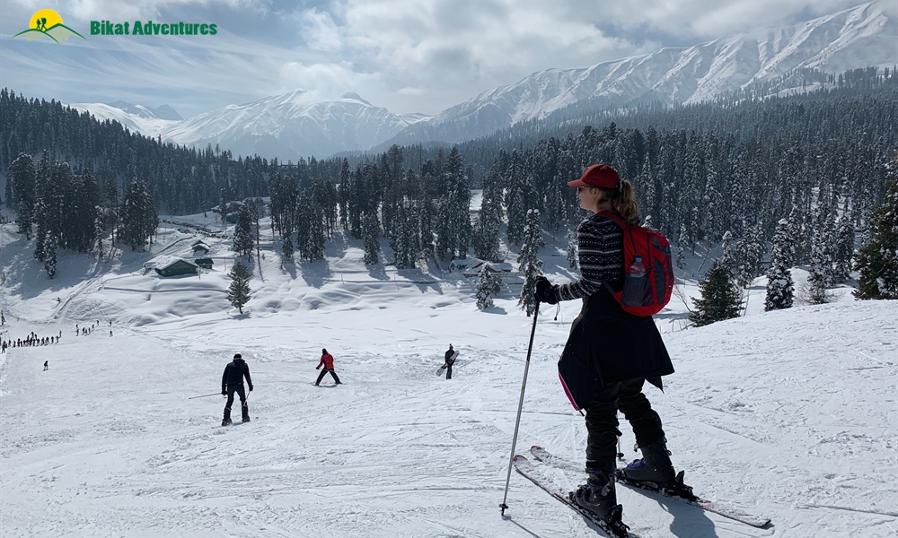Gulmarg Beginner’s Skiing Course: What To Expect