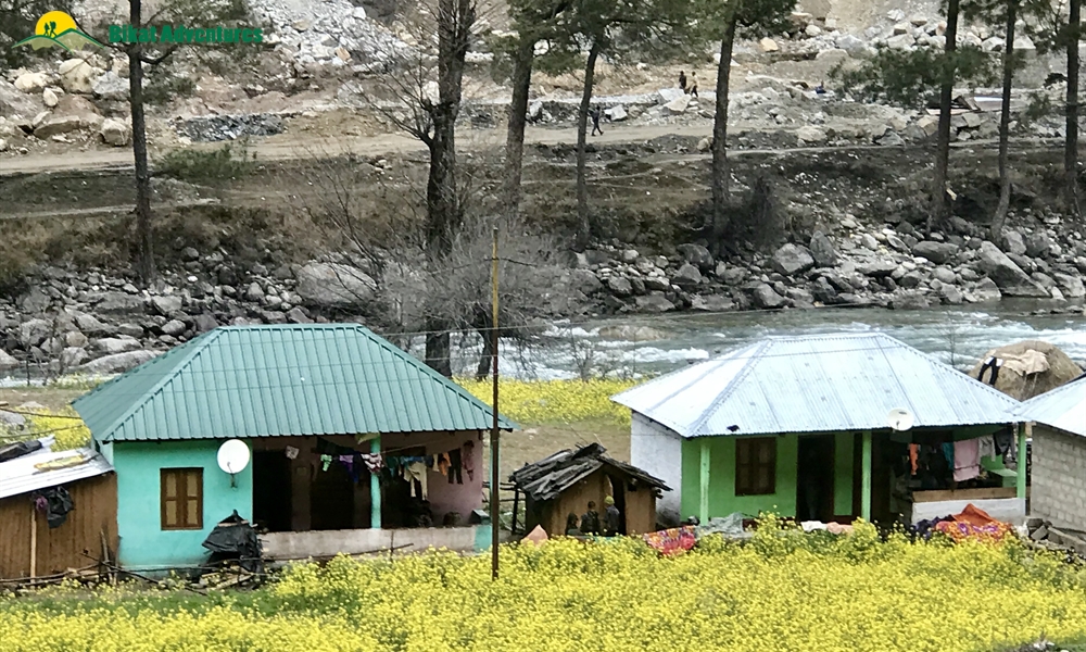 KEDARKANTHA TREK  IN MARCH A PHOTO STORY