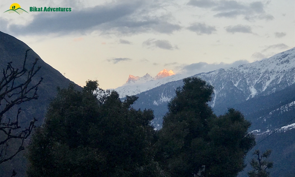 KEDARKANTHA TREK  IN MARCH A PHOTO STORY