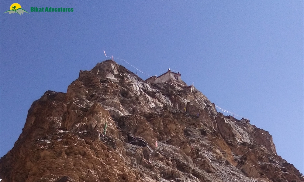 KANG YATSE II (THE PEAK OF MARKHA ) OR MARKHA VALLEY ? WHY NOT BOTH?
