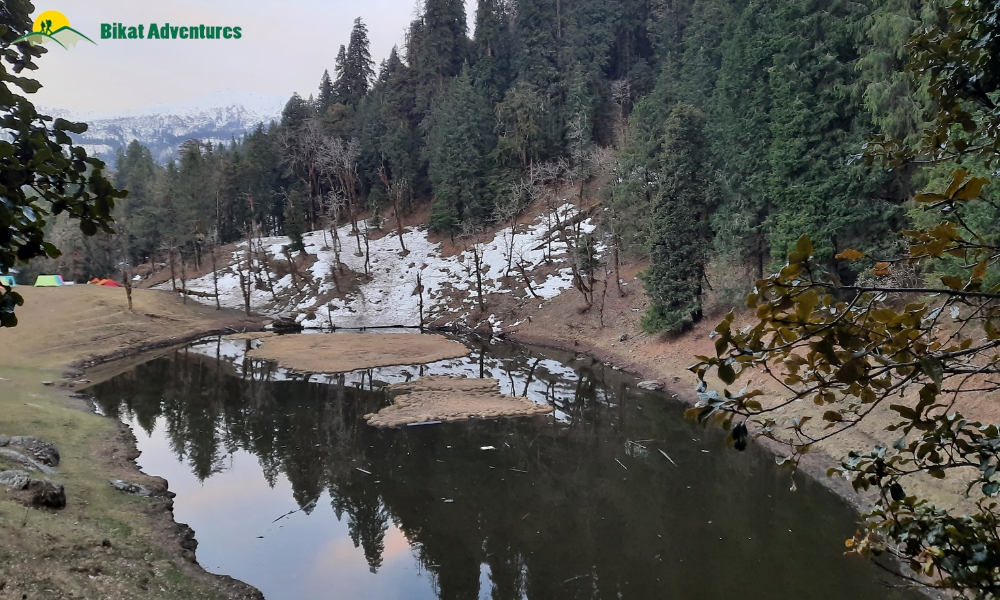 What is the story behind Kedarkantha and Juda-ka-Talab?