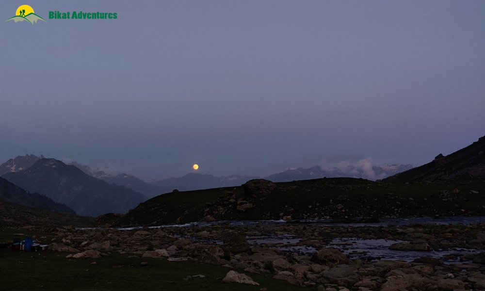 Kashmir Great Lakes and its lyrical companion