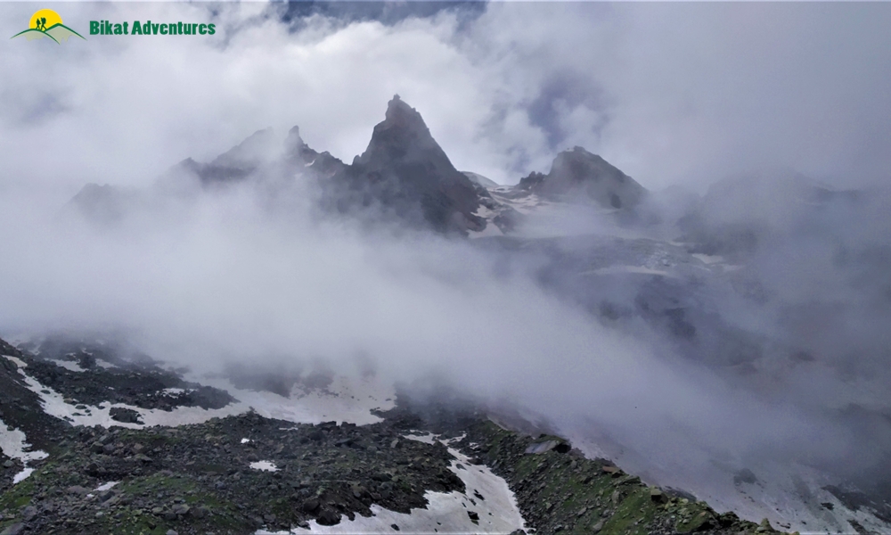 The Classic Assets of Hampta Pass – A Photo Story!