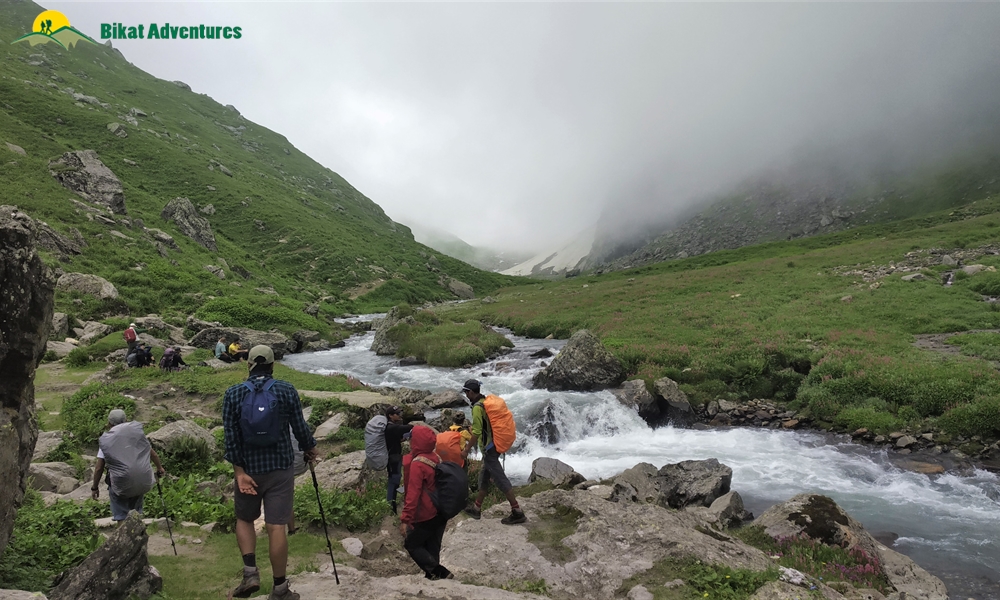 Hampta Pass – A Big Box of Assorted Chocolates