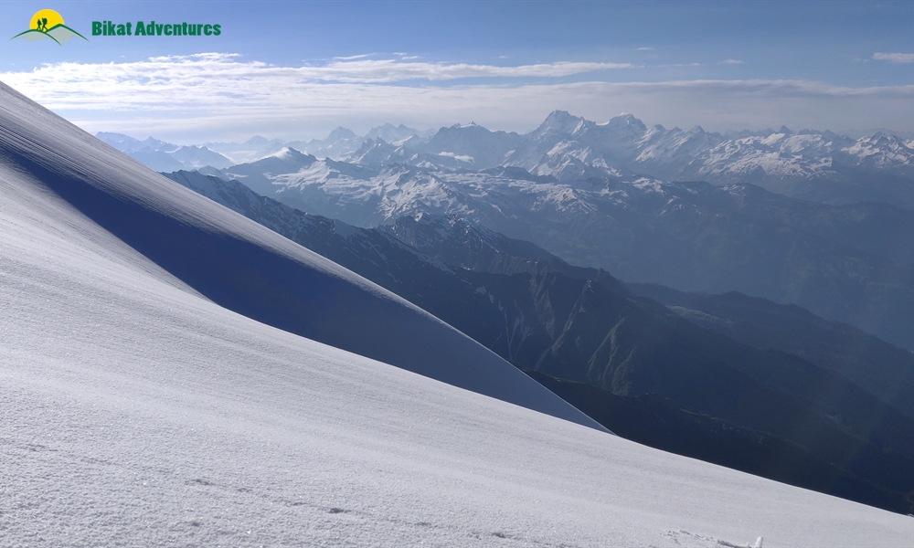The Marvels Of Friendship Peak – A Photo Story