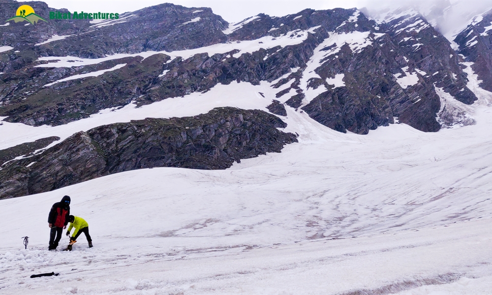 The Marvels Of Friendship Peak – A Photo Story