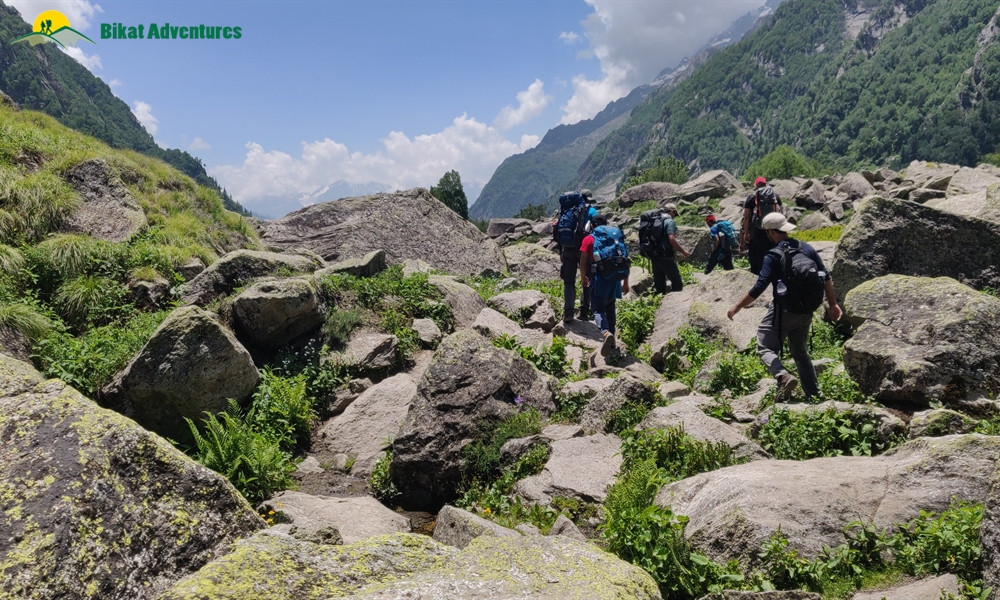 PIN BHABA PASS TREK: WHO IS THIS TREK MEANT FOR