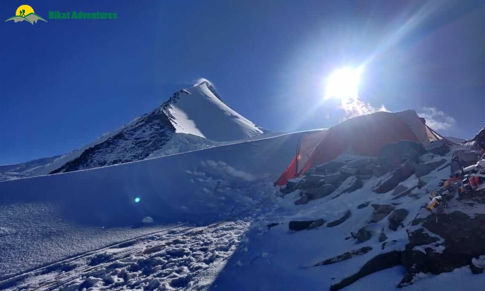 Mt. Nun - 7,135 Meters Of Cold Mess: A Photo Story