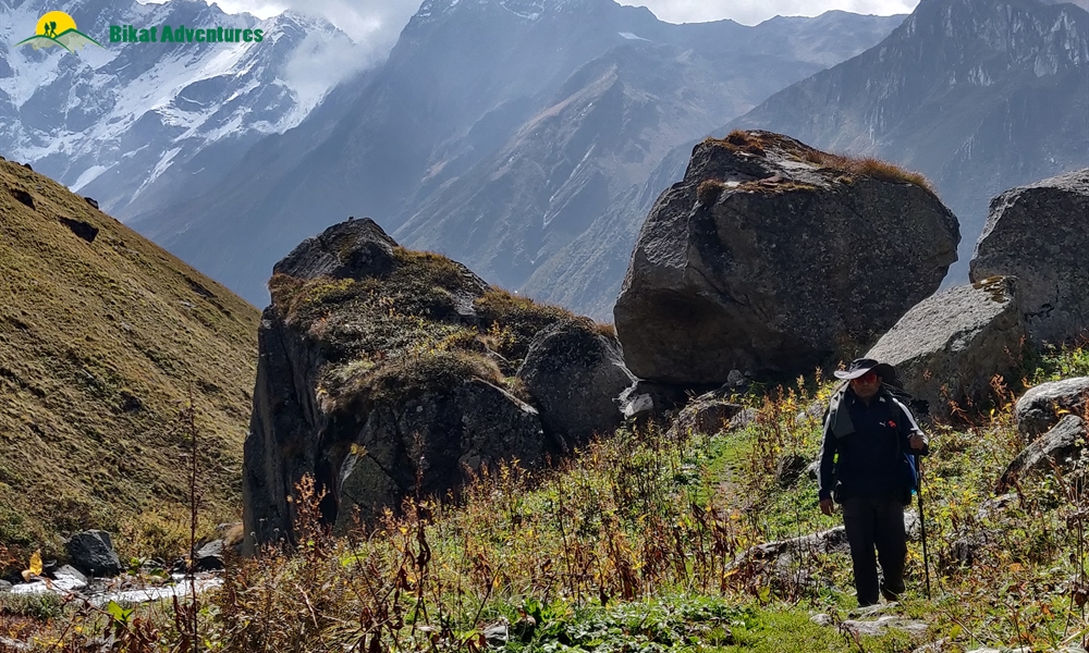 A Trek ‘on The Rocks’ – Photo Story Of Borasu Pass