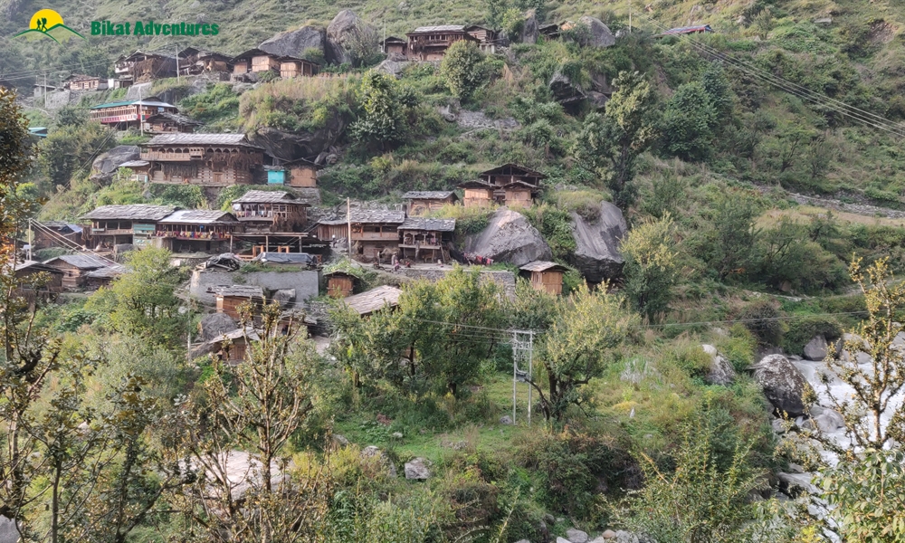 A Trek ‘on The Rocks’ – Photo Story Of Borasu Pass
