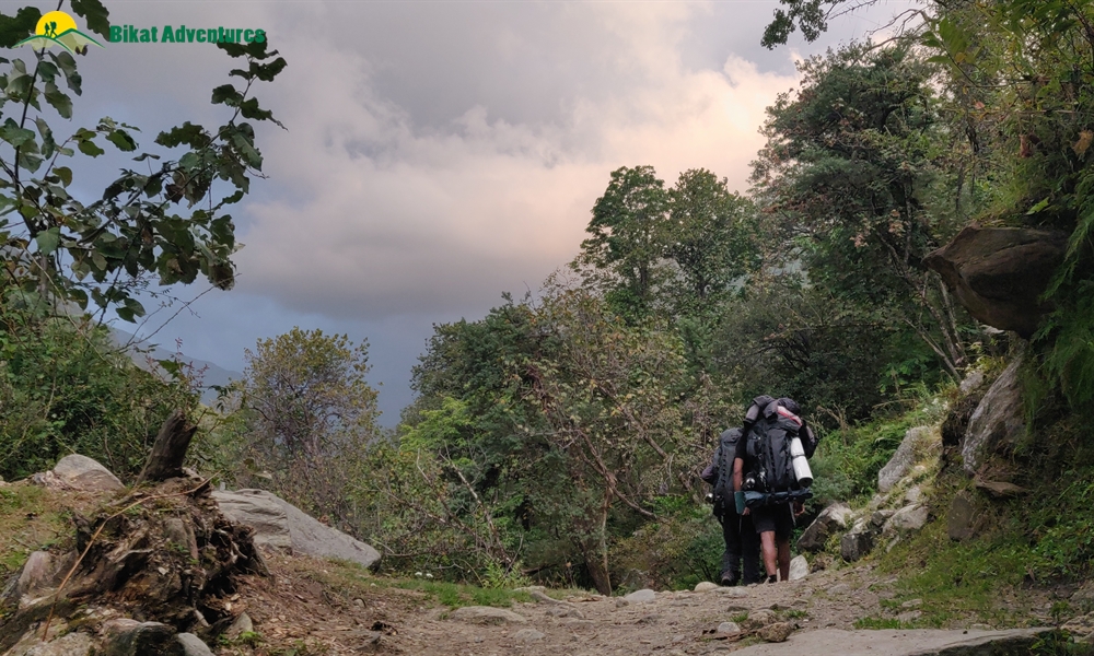 A Trek ‘on The Rocks’ – Photo Story Of Borasu Pass