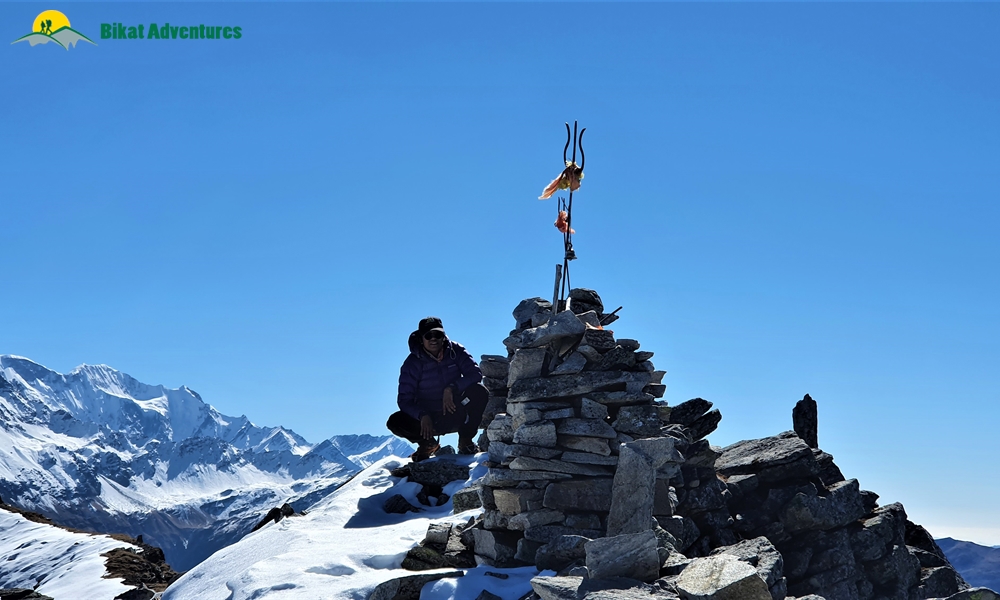 Warm Lighting and Cold Colours: A Winter Climb Up Pangarchulla (4,590M) 