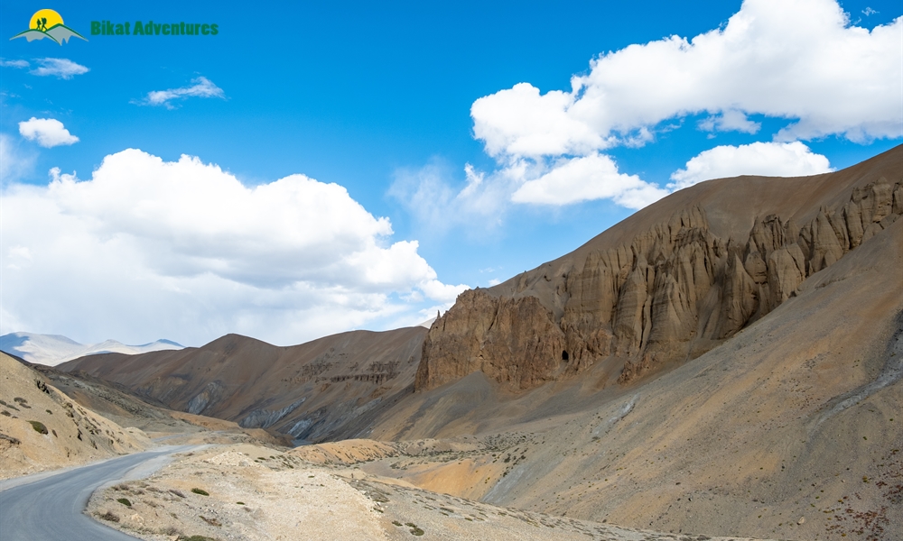 Manali-Leh-Khardung La Cycling Expedition: Freedom at Every Turn in the Himalayas