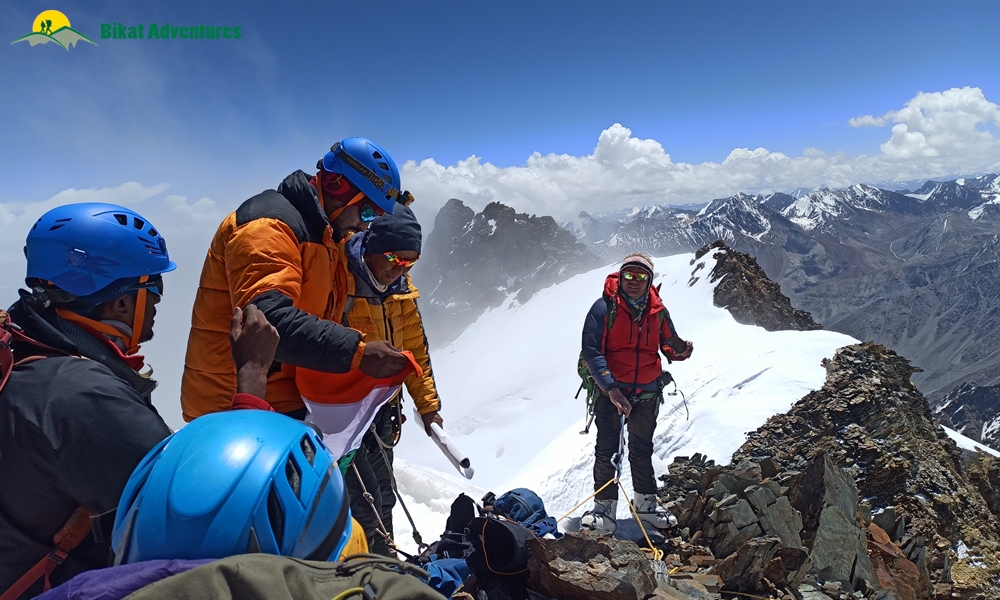 CB13 & CB14: Who Is This Expedition Meant For?