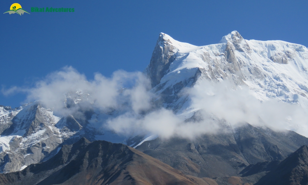 Difference Between Expeditions, High Altitude Treks and Hikes