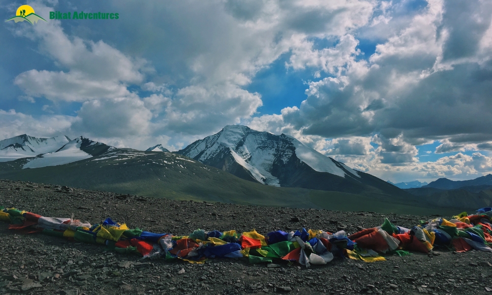 Difference Between Expeditions, High Altitude Treks and Hikes