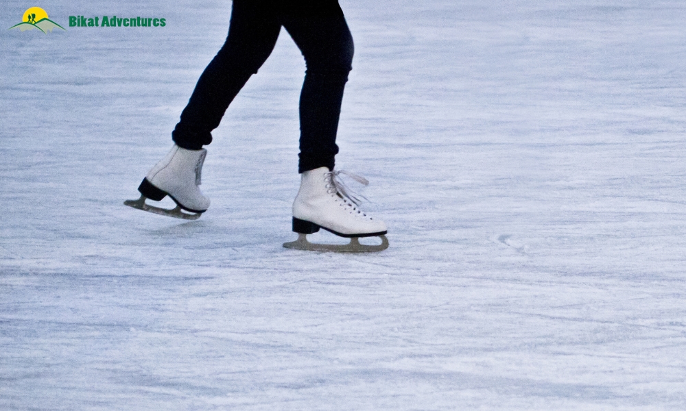 Winter Adventures in Gulmarg : Skiing, Snowboarding and More
