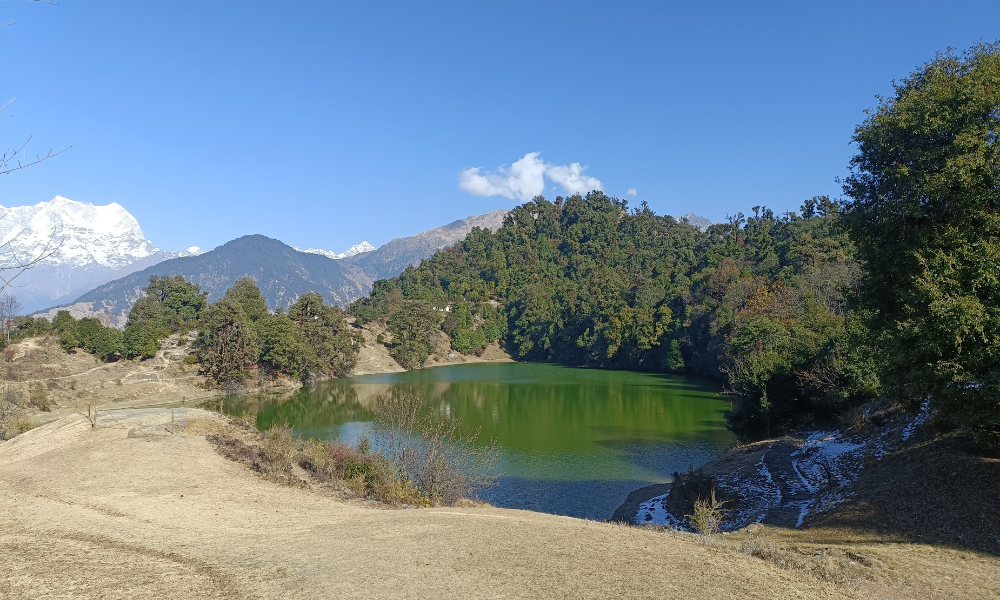 Comprehensive Guide To Deoriatal Chandrashila Trek