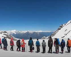 rupin pass trek in september