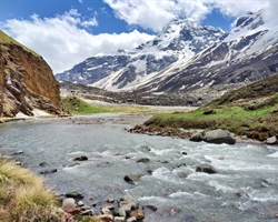 sar pass trek images