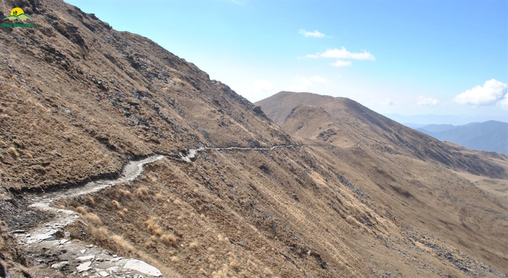 roopkund trek in december