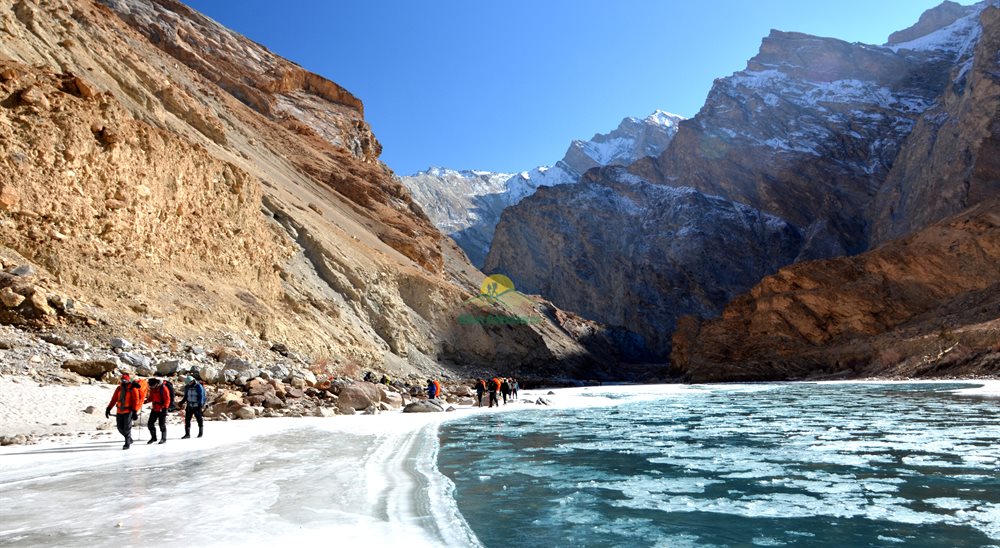 chadar trek bikat