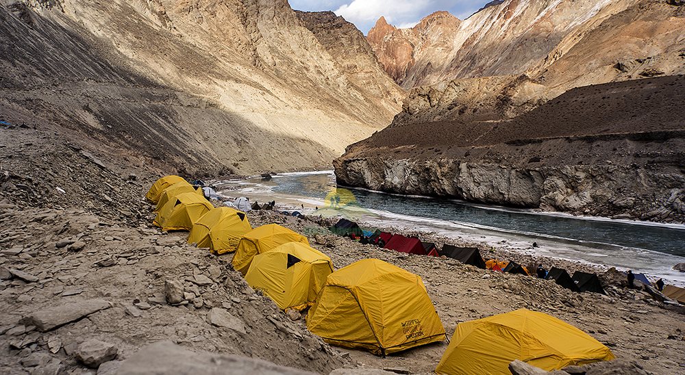 chadar trek bikat