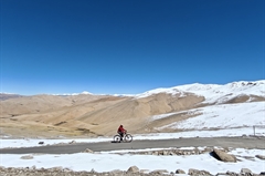 umling-la-pass-cycling