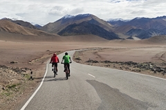 umling-la-pass-cycling