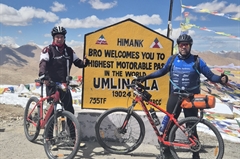 umling-la-pass-cycling