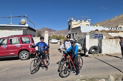 umling-la-pass-cycling