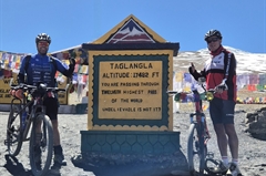 umling-la-pass-cycling